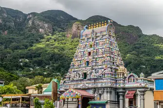 Admire the beauty of Victoria's landscape and visit the&nbsp;Arulmigu Navasakti Vinayagar Temple