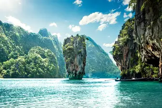Discover the beauty of Thailand with Burgess
