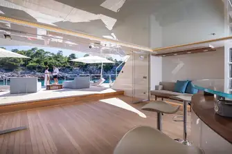A very spacious beach club on the lower deck aft