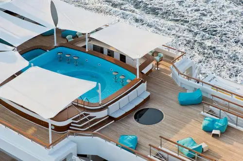 Sun deck pool