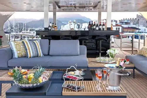 Sun deck seating and bar