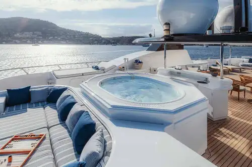 Sun deck jacuzzi